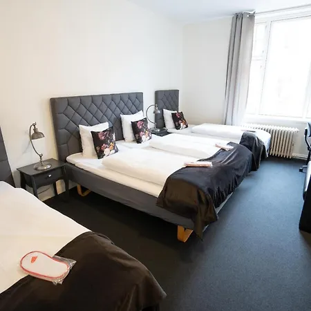 Vinhuset Hotell 3*