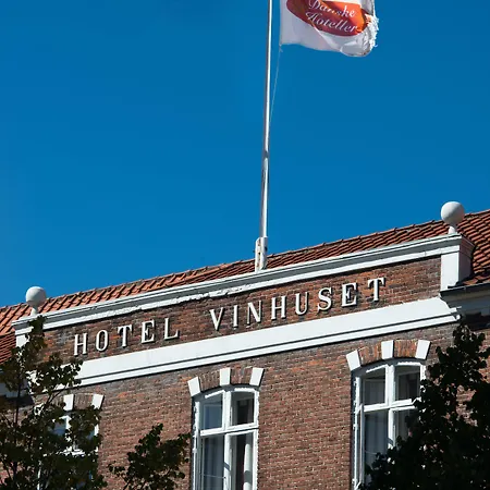 Vinhuset Hotel 3*