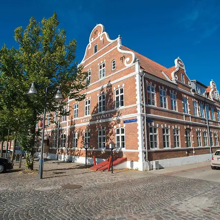 Hotel Vinhuset 3*