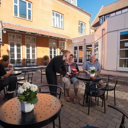 Hotel Vinhuset